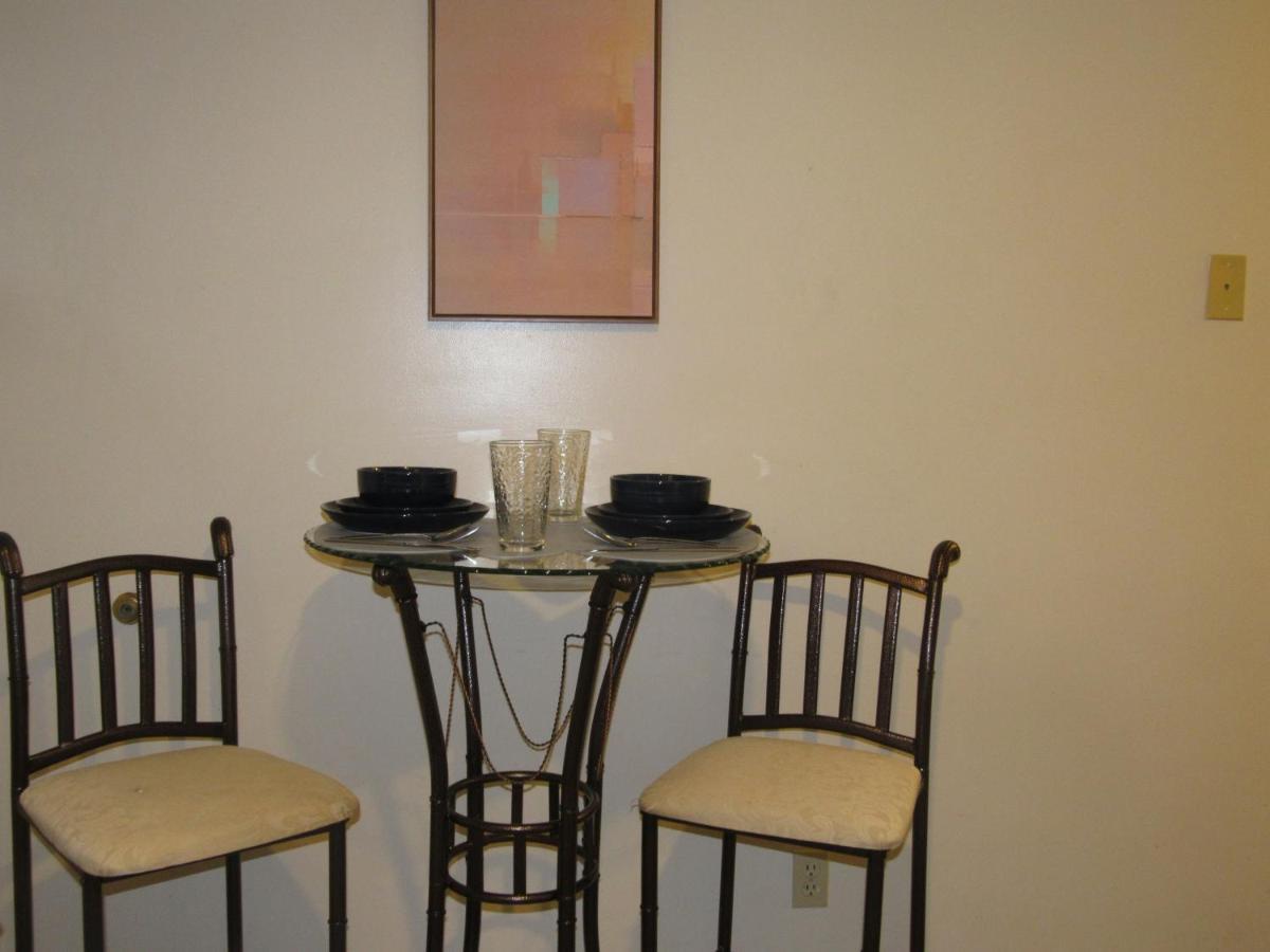 Апартаменты Located In The Noma-Gallaudet Neighborhood Вашингтон Экстерьер фото