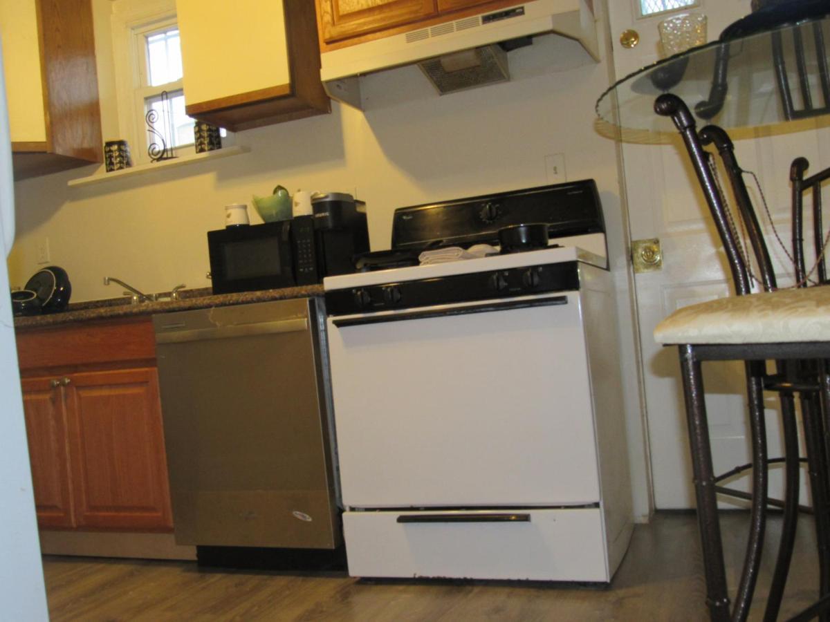 Апартаменты Located In The Noma-Gallaudet Neighborhood Вашингтон Экстерьер фото